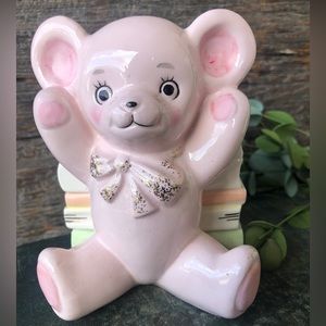 Vintage Nursery Planter ceramic pink bear VTG baby’s room decor Japan Shafford💕